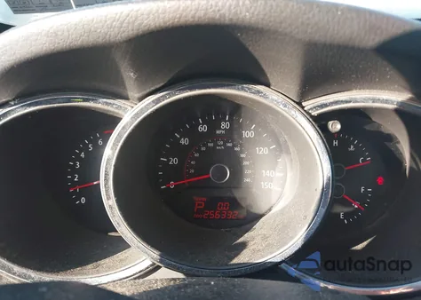 2011 Kia Sorento Lx z USA, uszkodzony, nr VIN 5XYKTCA10BG116773